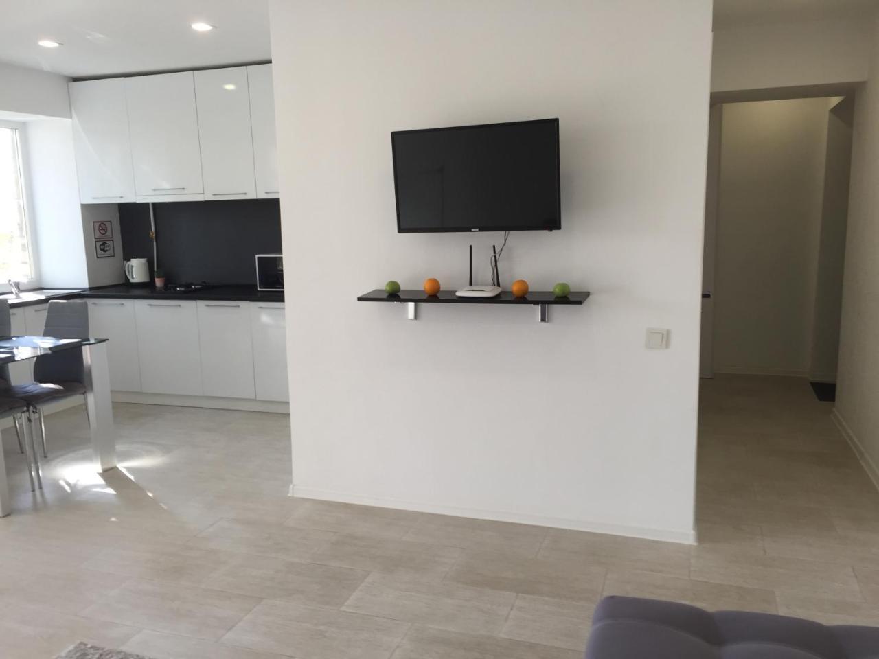 Top View Apartment In The Center Kherson Exterior photo